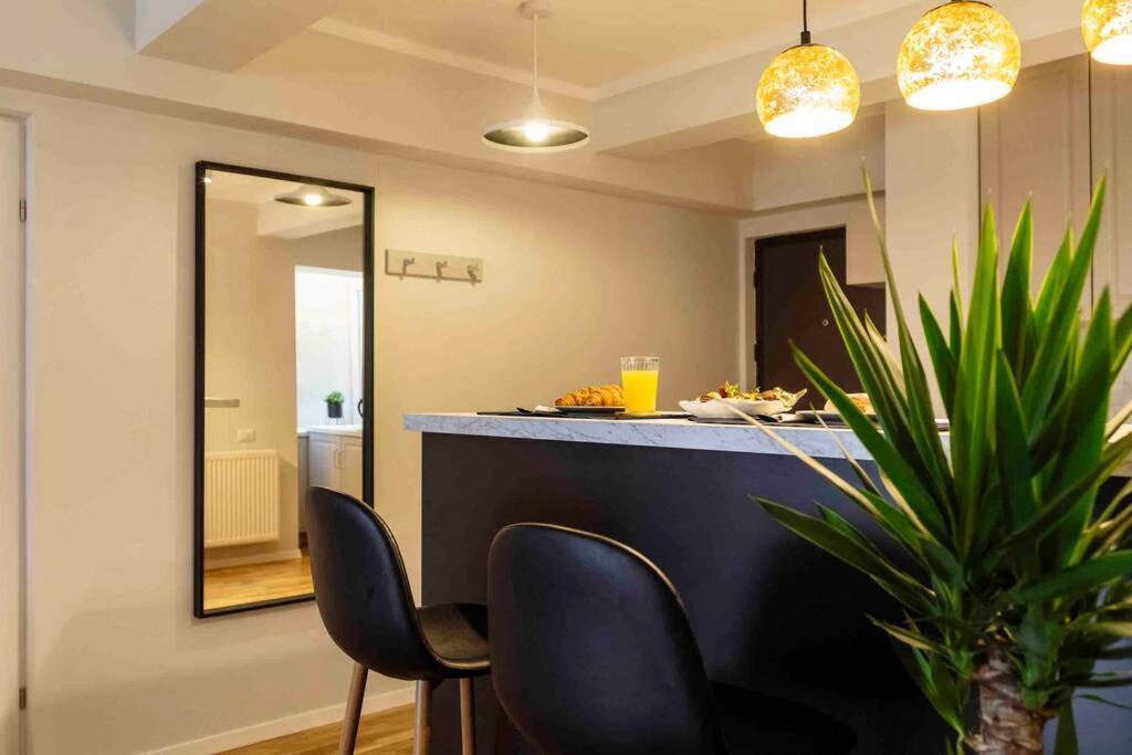 Stunning Views 2Br Intercontinental Flat Apartment Bucharest Exterior photo